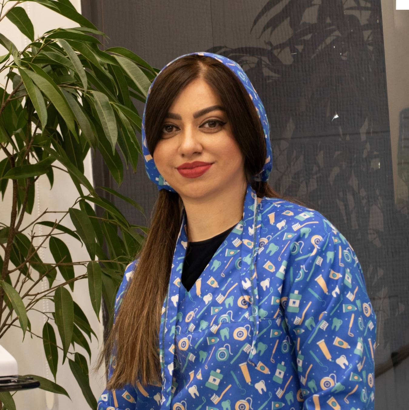 تصویر دکتر مریم وثوقی